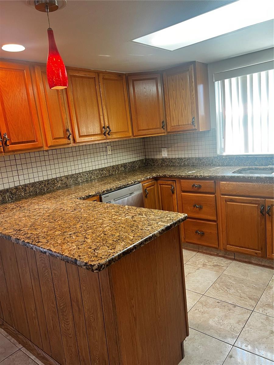 Image 3 of 12 For 9820 Glen Moor Lane