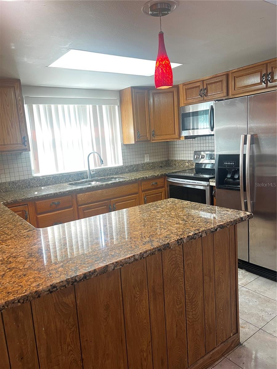 Image 4 of 12 For 9820 Glen Moor Lane