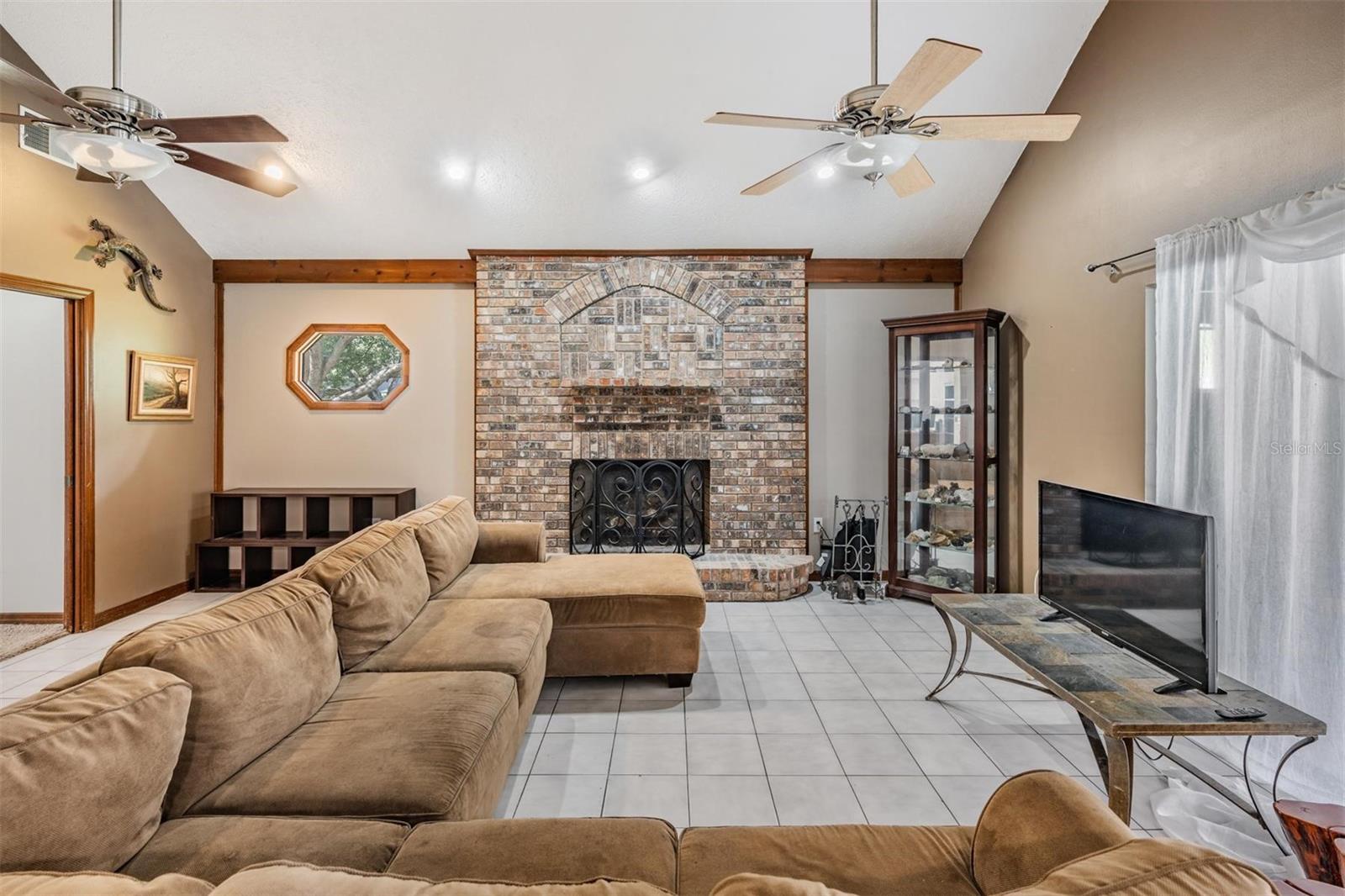 Image 13 of 66 For 2703 Pemberton Creek Drive