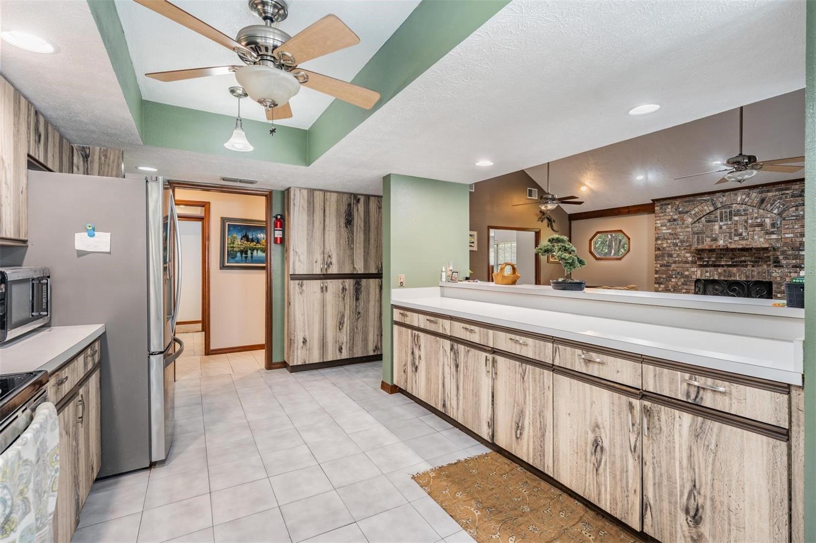 Image 21 of 66 For 2703 Pemberton Creek Drive