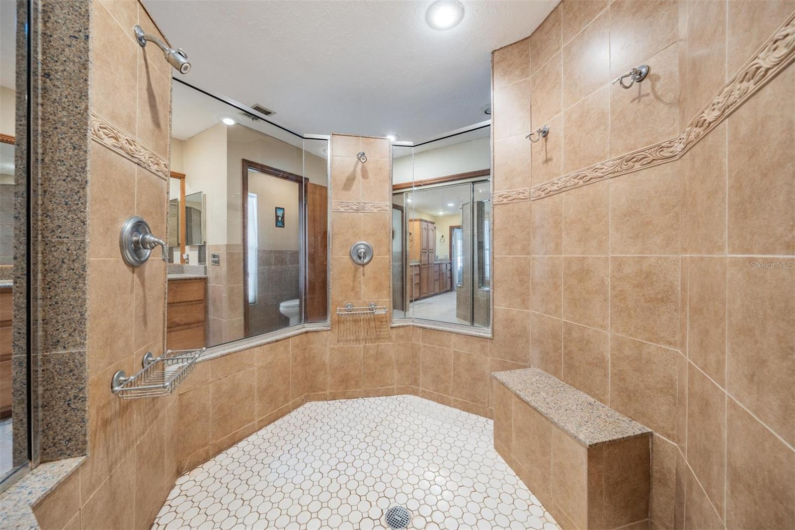 Image 33 of 66 For 2703 Pemberton Creek Drive