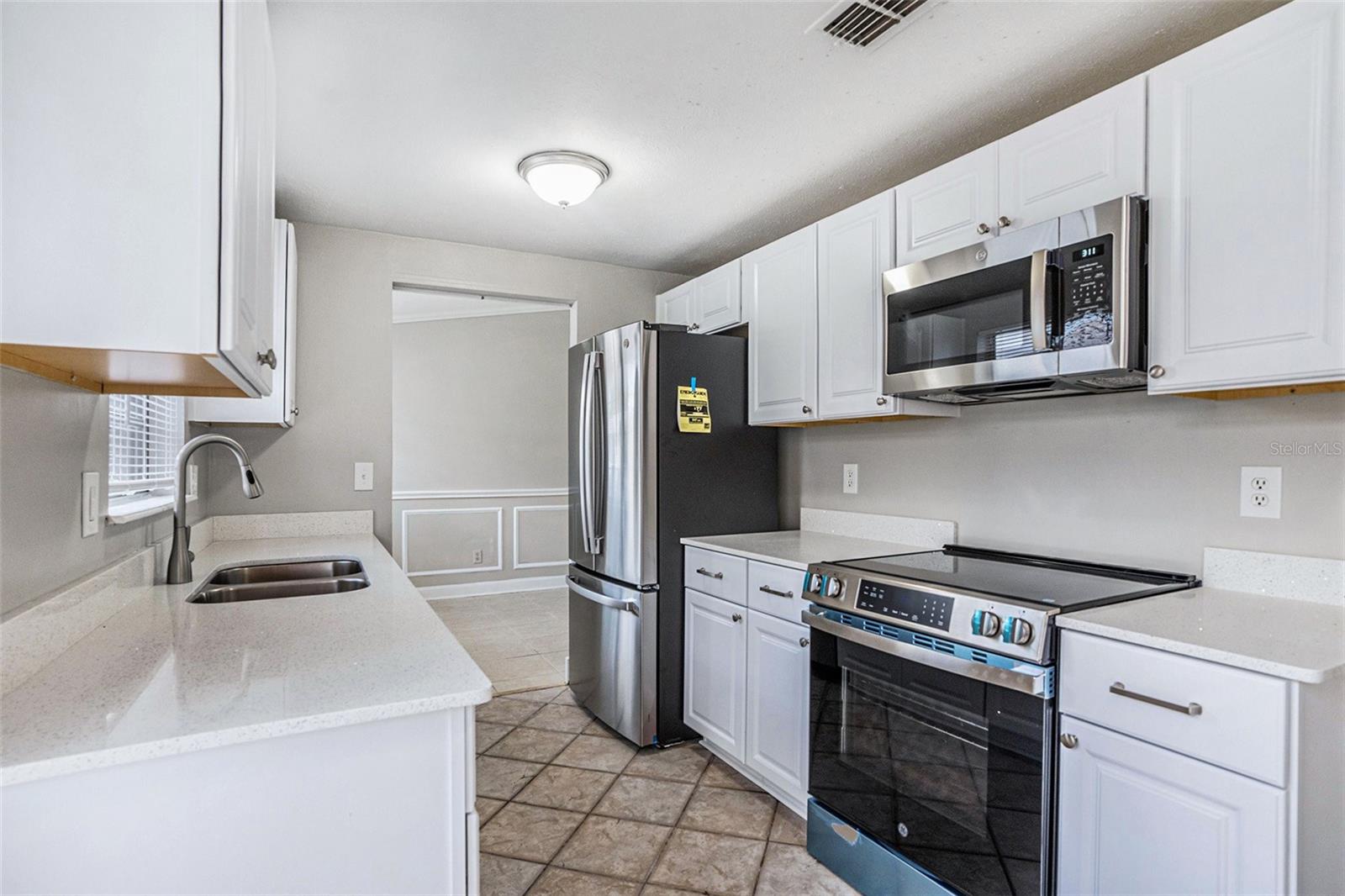 Image 11 of 26 For 8234 Ravencroft Drive