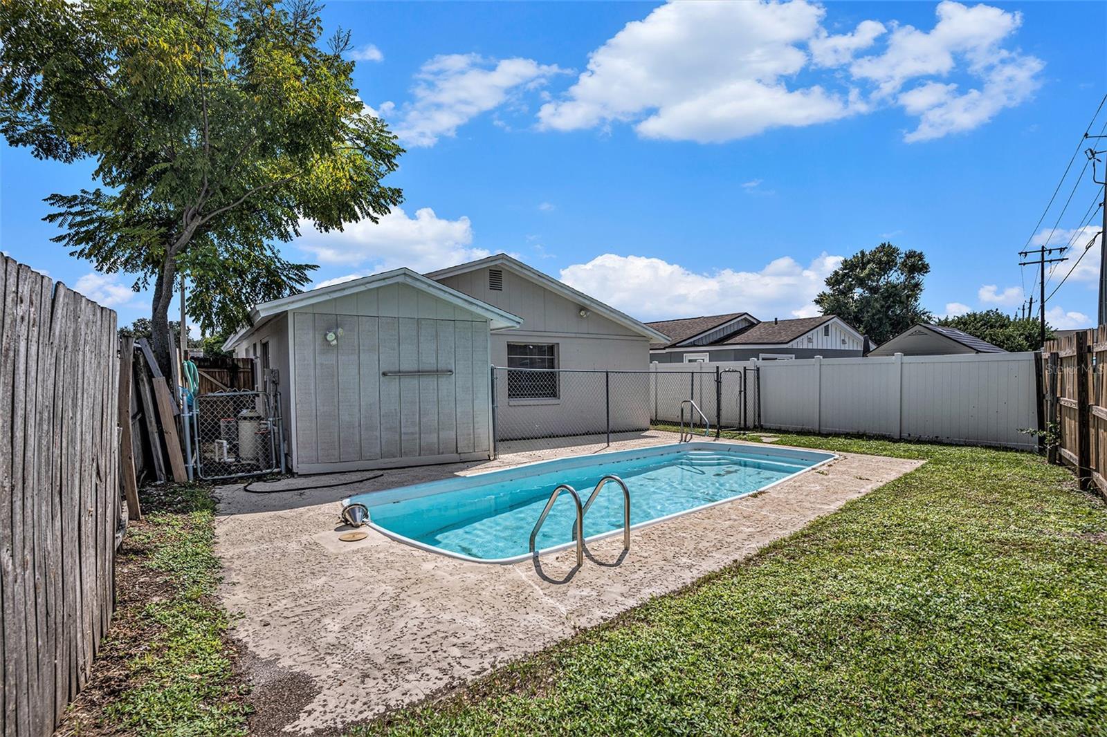 Image 25 of 26 For 8234 Ravencroft Drive