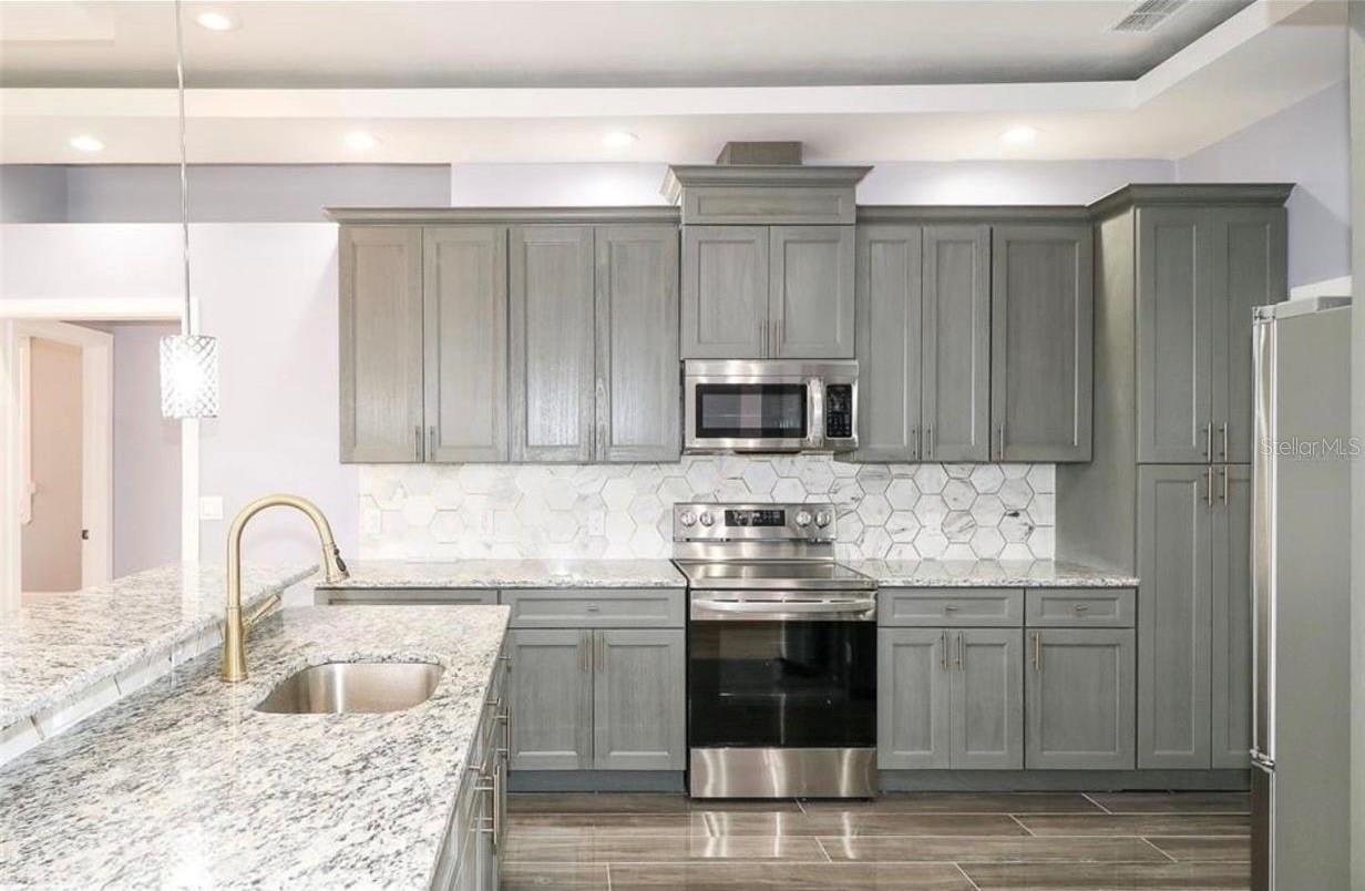 Image 4 of 36 For 14538 Pimberton Drive