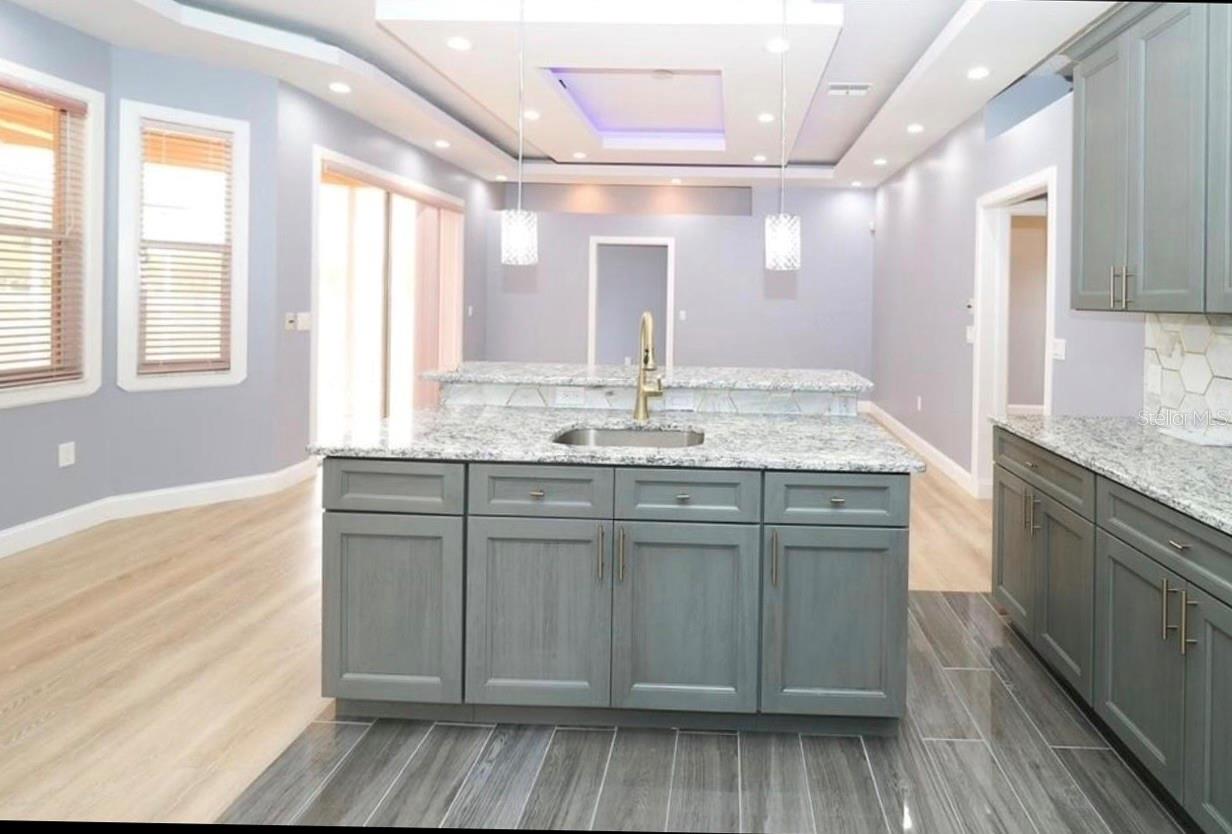 Image 5 of 36 For 14538 Pimberton Drive