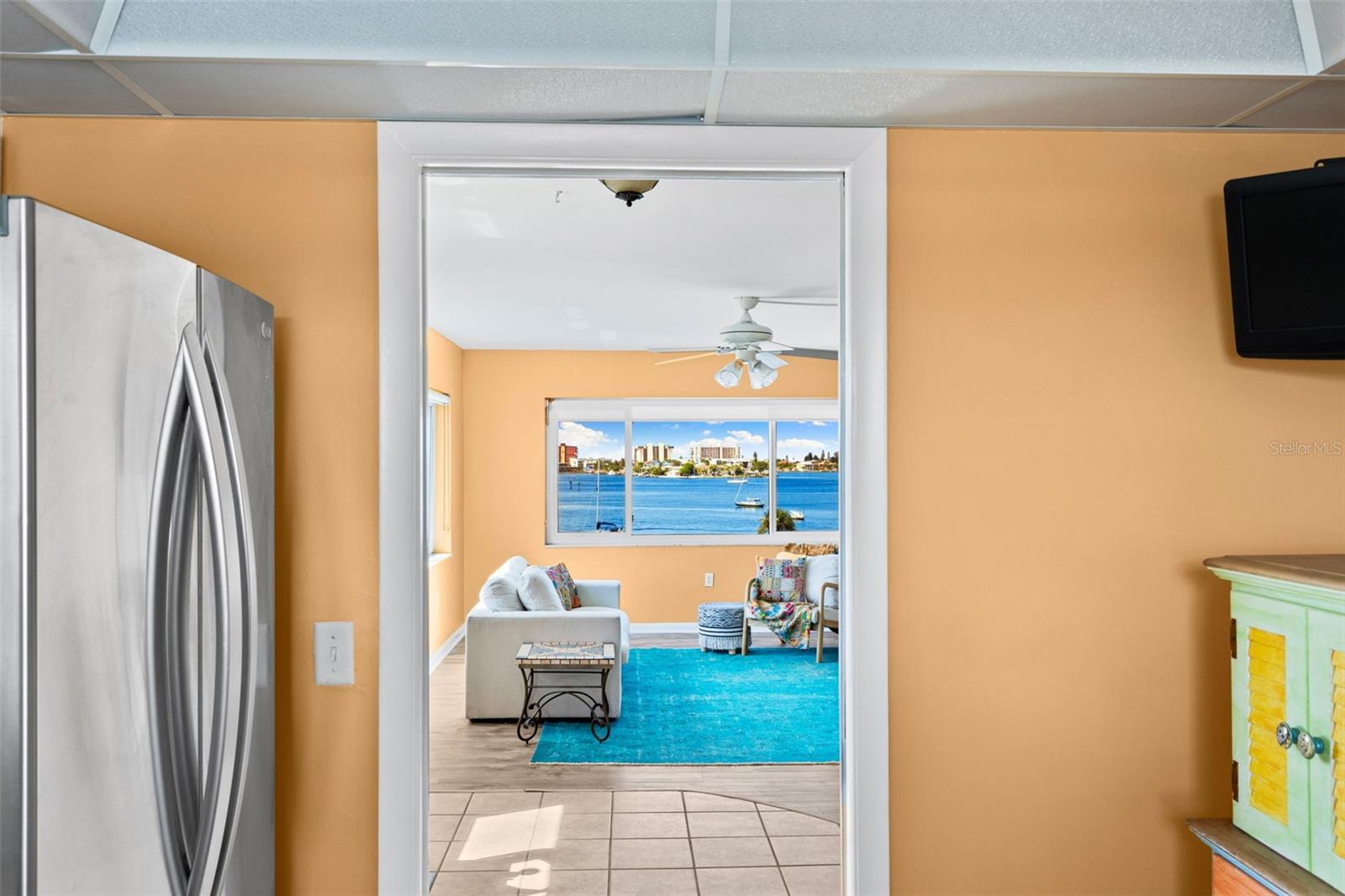 Image 10 of 46 For 4550 Cove Circle 501