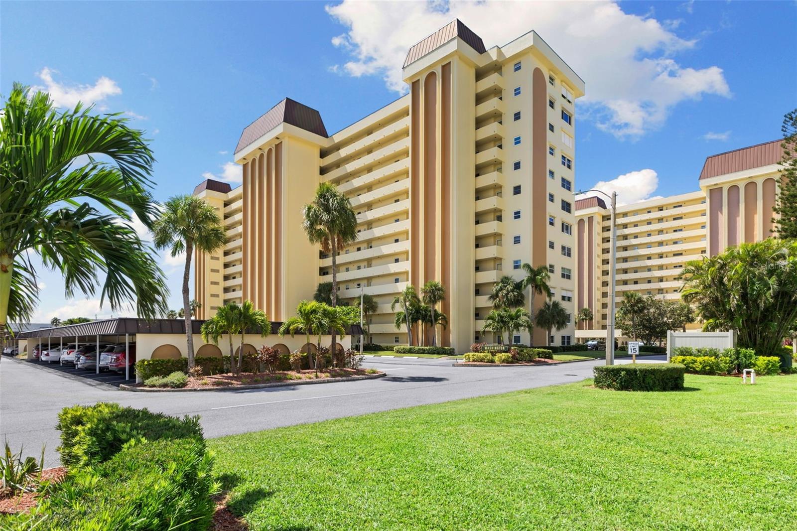 Image 44 of 46 For 4550 Cove Circle 501