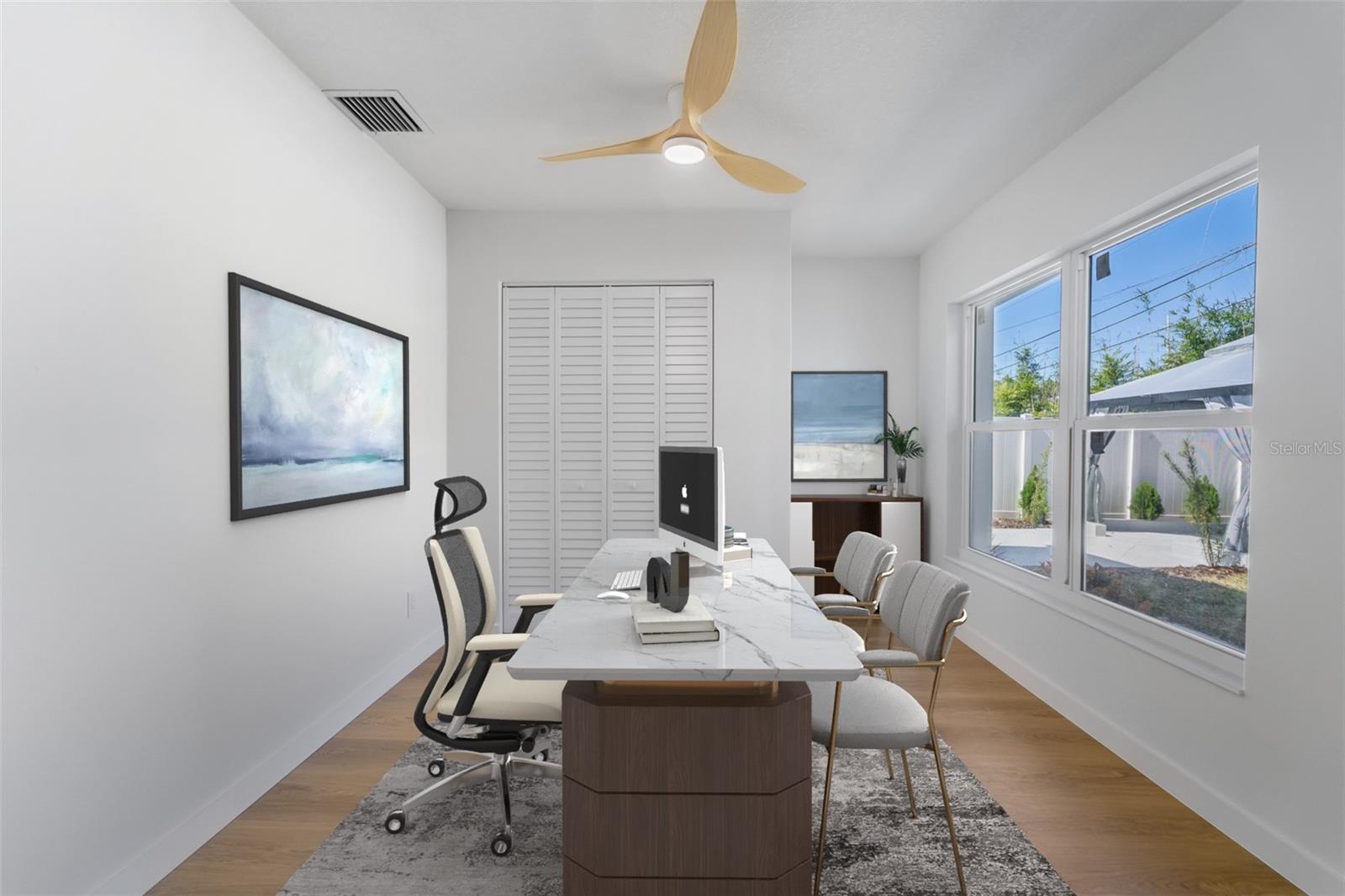 Listing photo id 13 for 1559 78th Terrace N