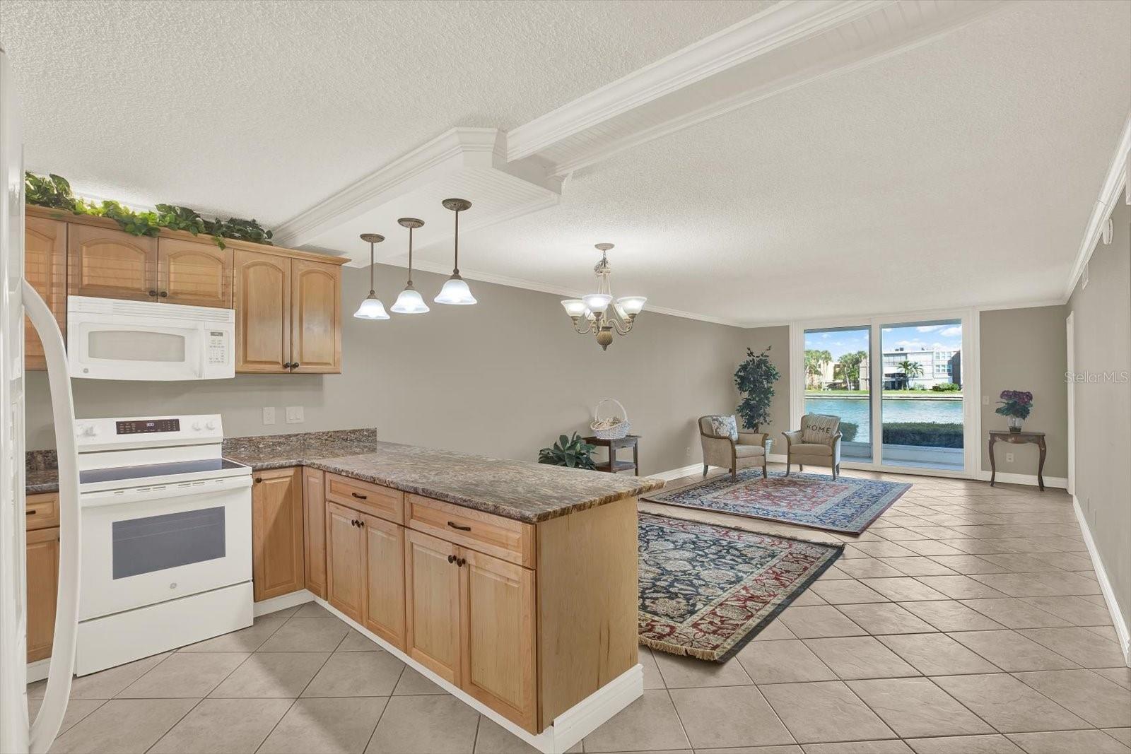 Image 7 of 36 For 7625 Sun Island Drive S 107