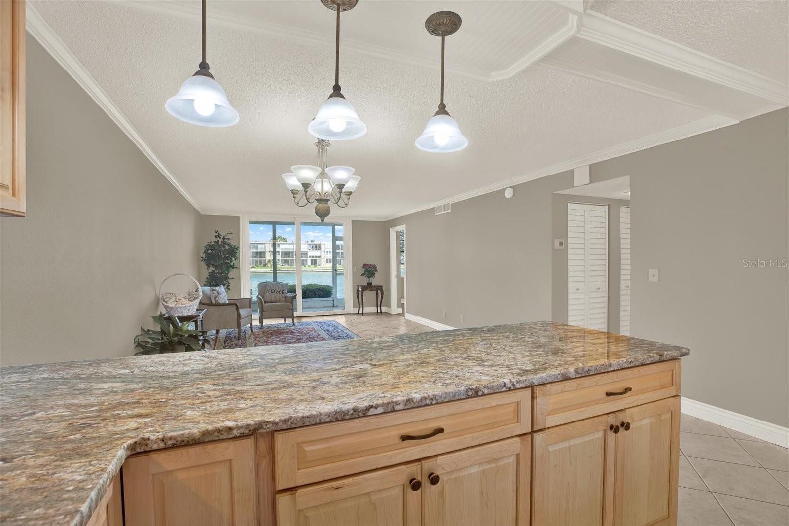 Image 8 of 36 For 7625 Sun Island Drive S 107