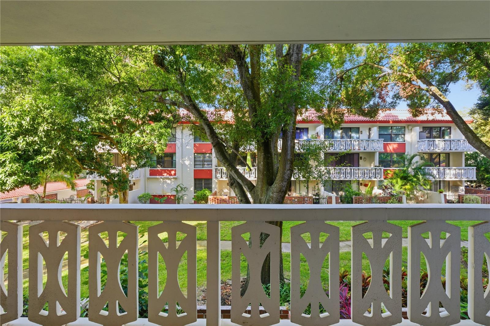 Image 23 of 39 For 2630 Pearce Drive 208