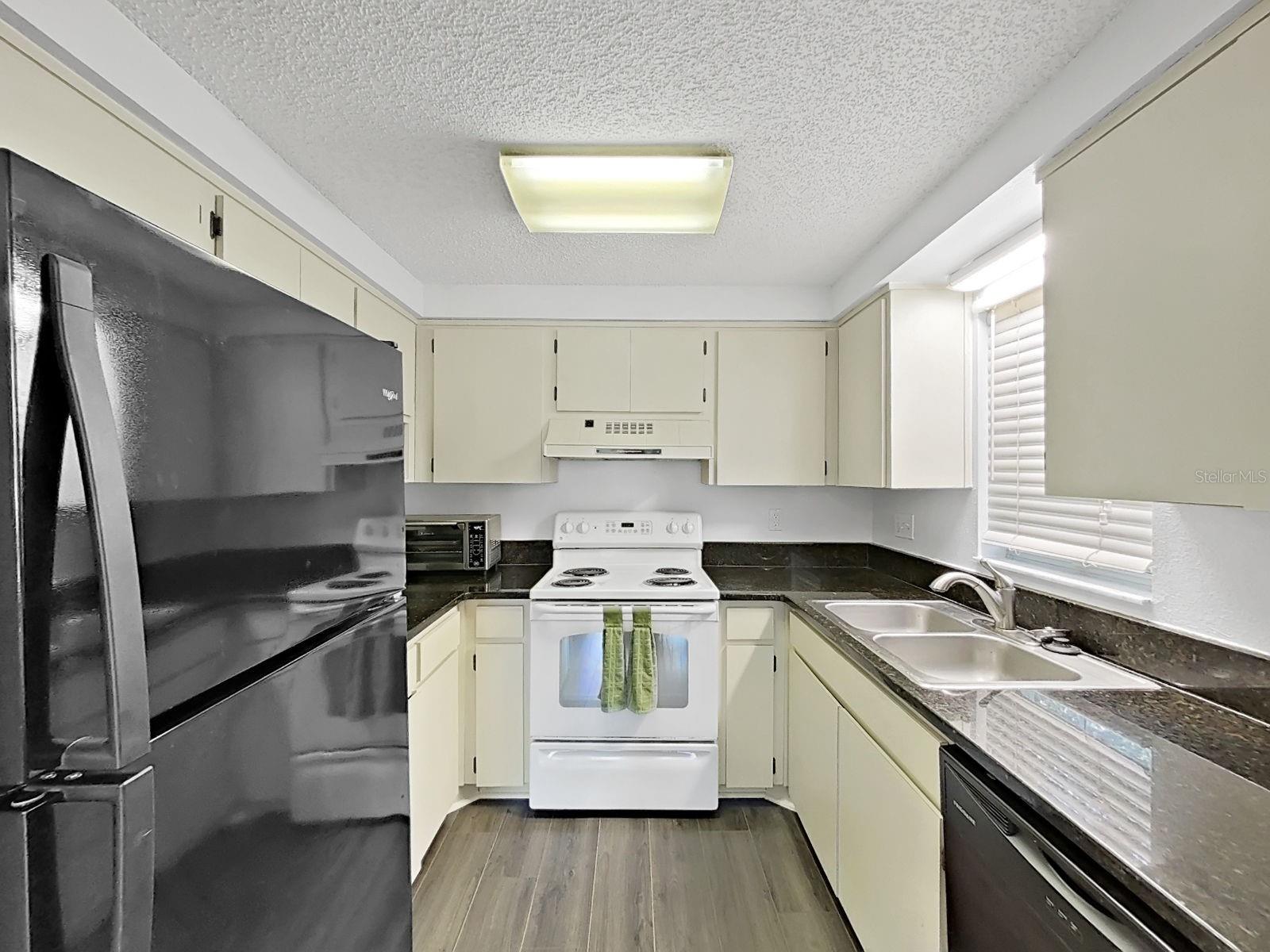 Image 16 of 56 For 2690 Coral Landings Boulevard 218