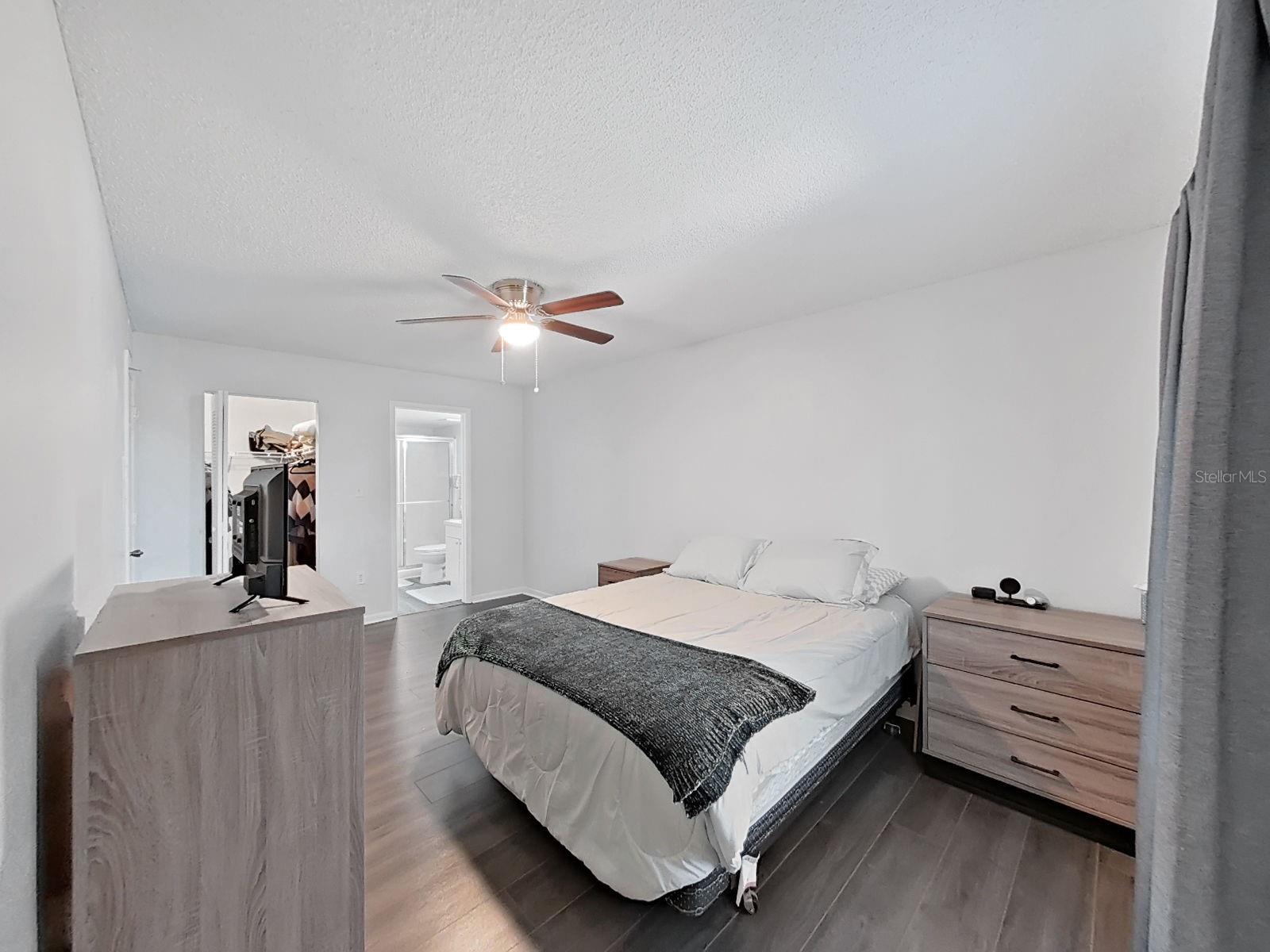 Image 33 of 56 For 2690 Coral Landings Boulevard 218