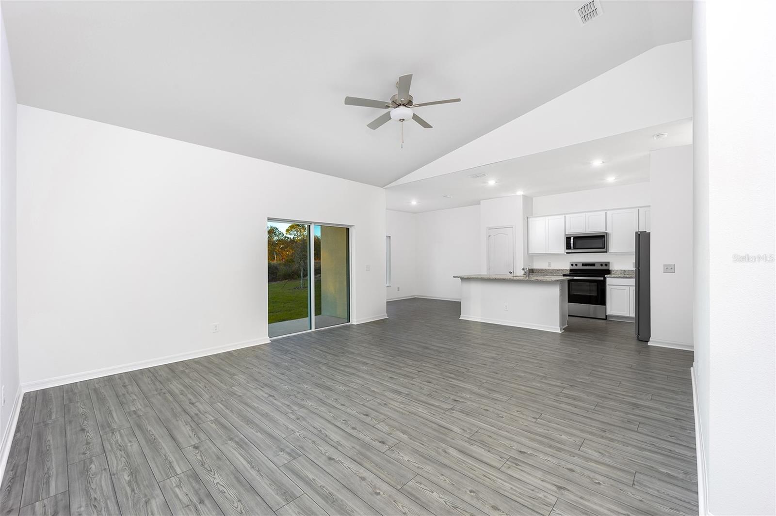 Image 6 of 16 For 381 Amberjack Court