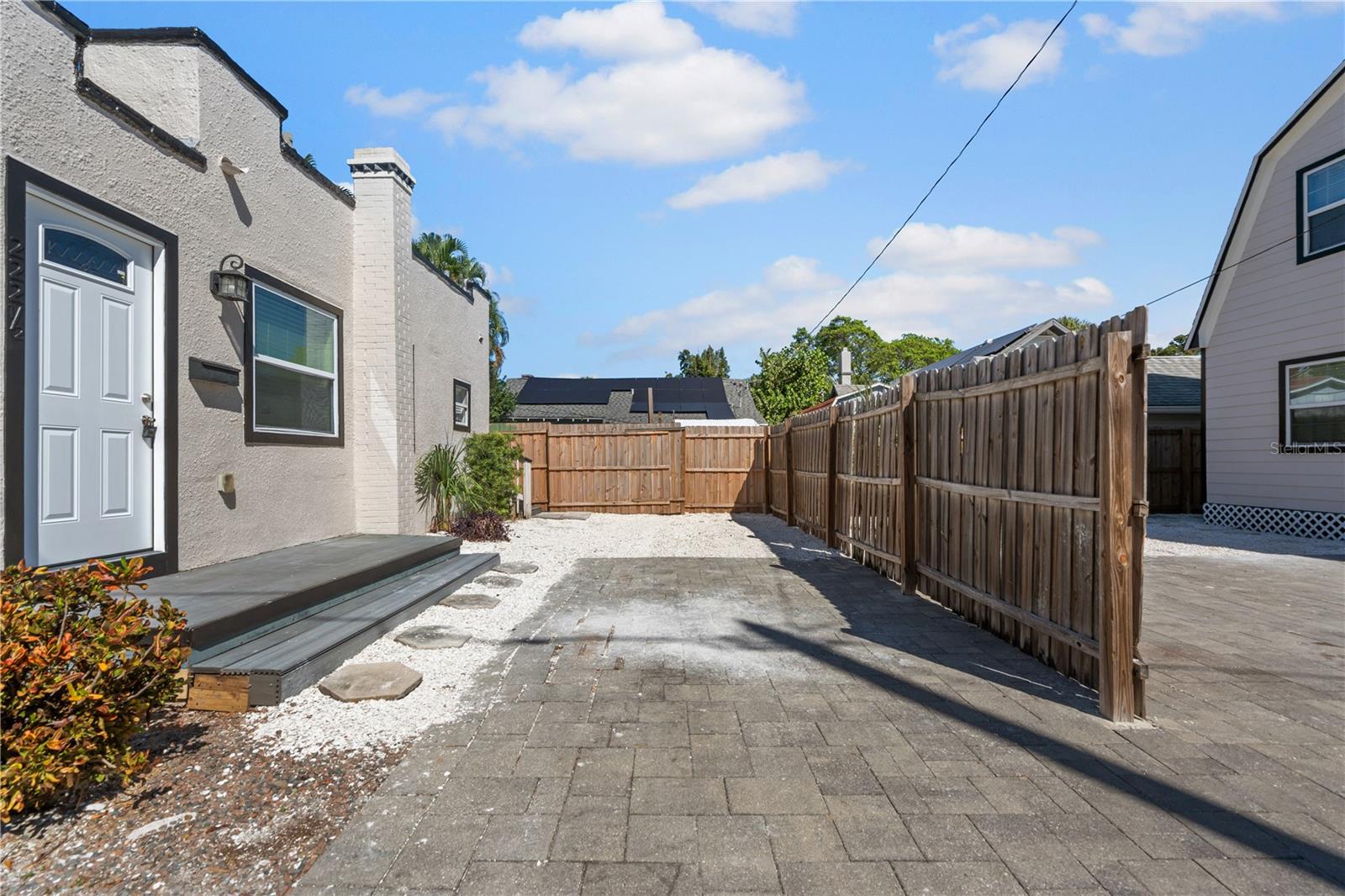 Image 4 of 32 For 222 25th Street N