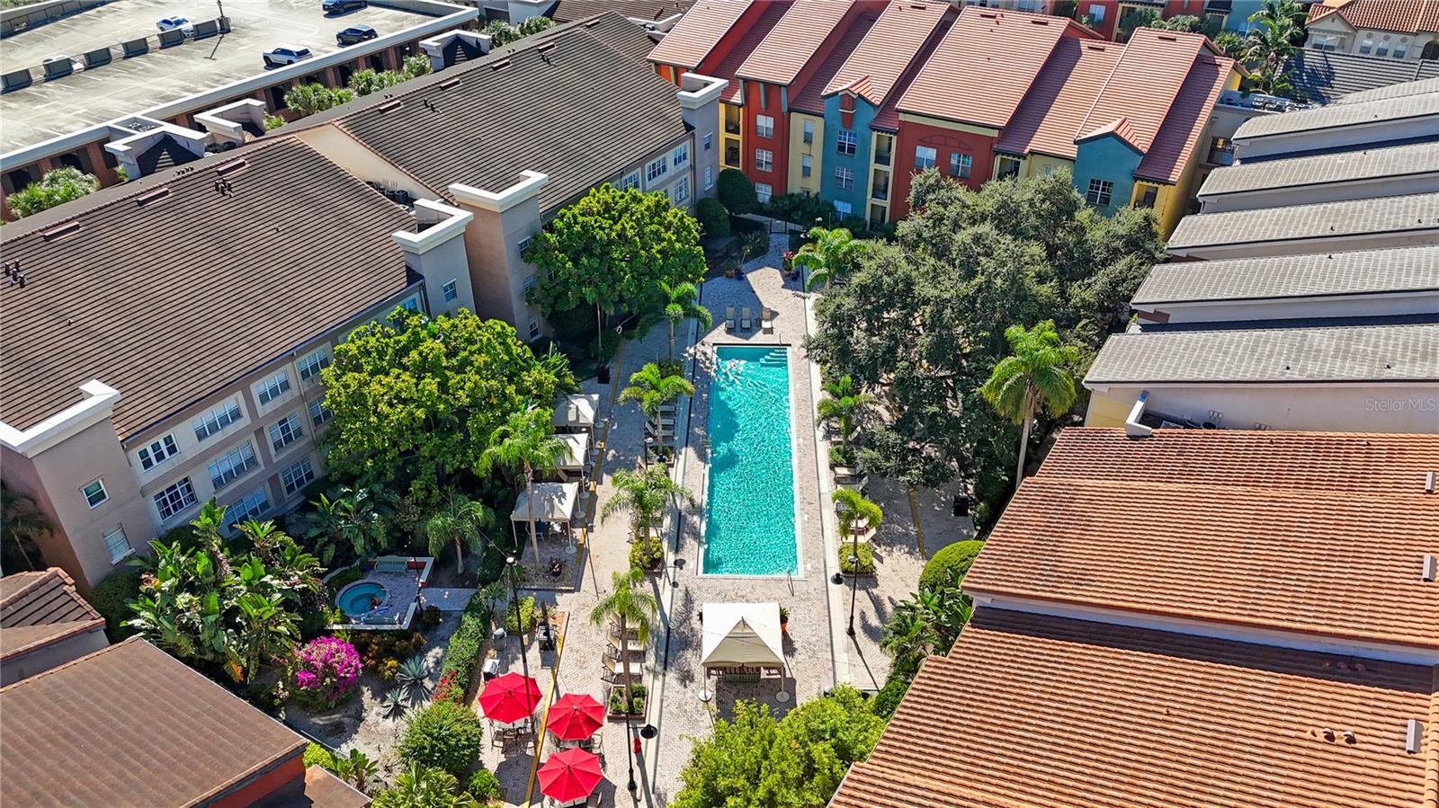 Image 32 of 41 For 410 Armenia Avenue 919b