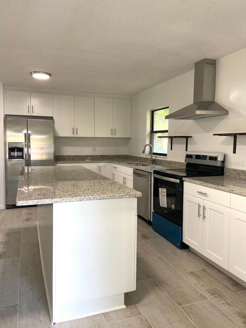 Image 4 of 15 For 1612 33rd Avenue