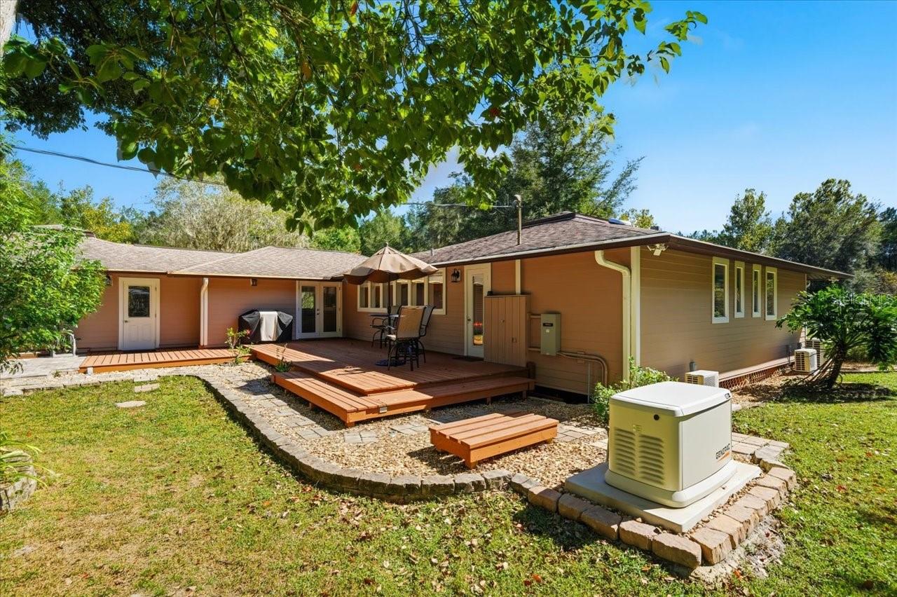 Listing photo id 19 for 22063 Lake Lindsey Road