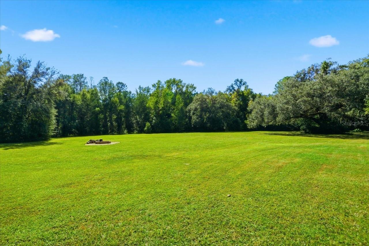 Listing photo id 26 for 22063 Lake Lindsey Road