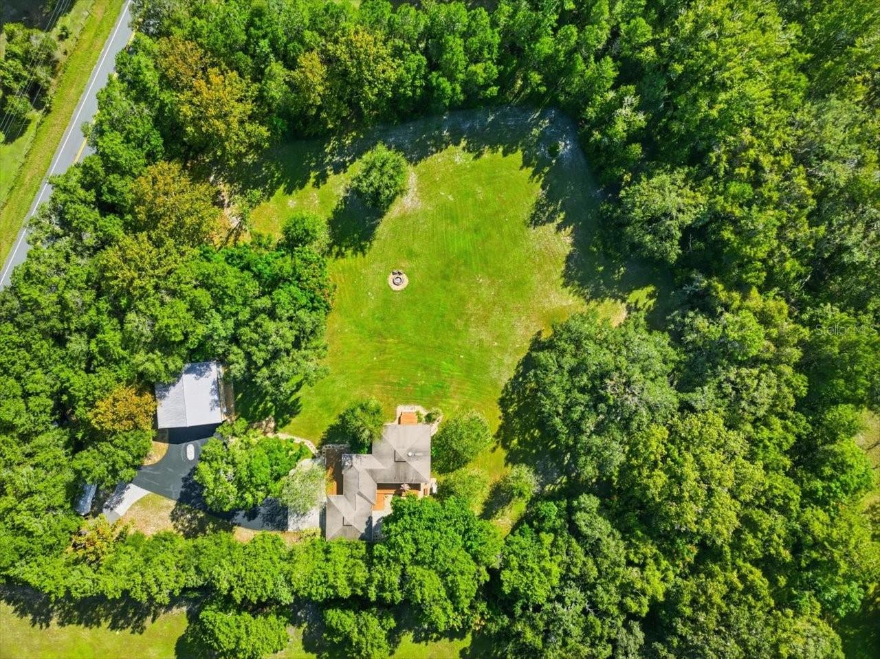 Listing photo id 29 for 22063 Lake Lindsey Road