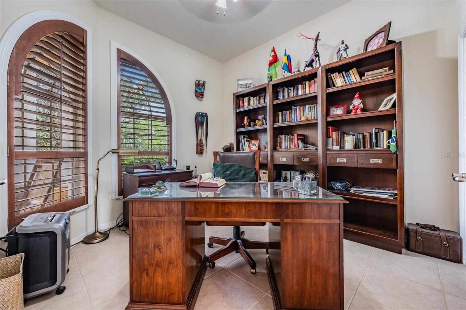 Listing photo id 32 for 13514 Thoroughbred Drive