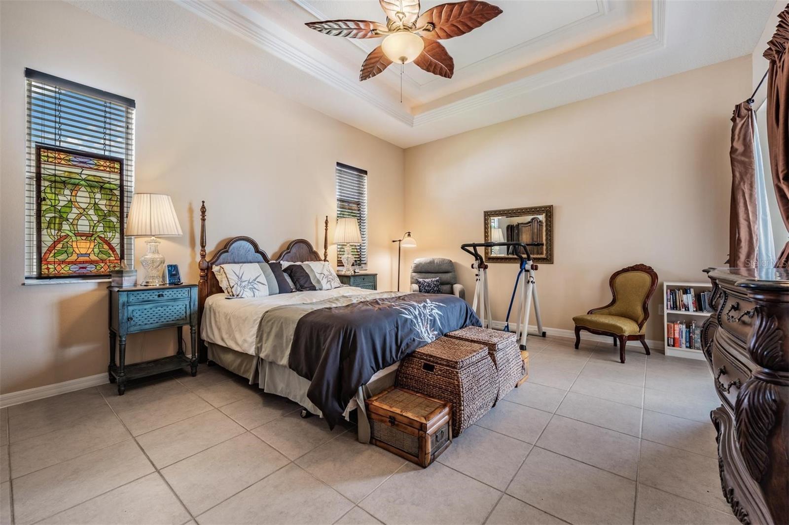 Listing photo id 33 for 13514 Thoroughbred Drive