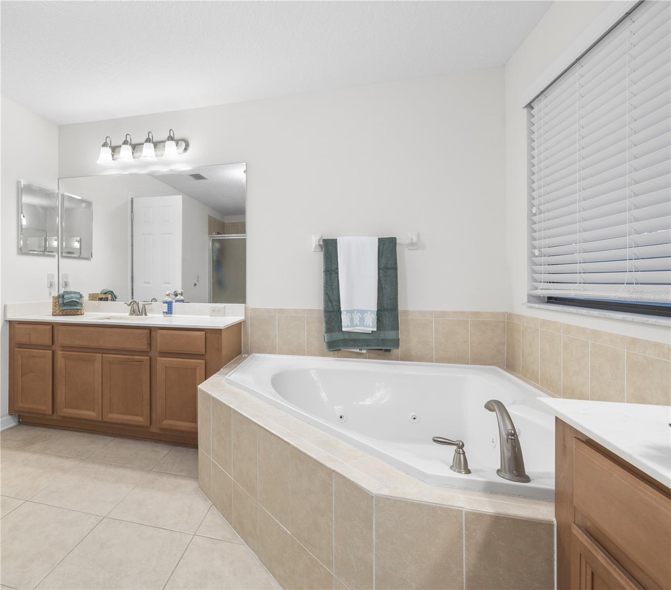 Image 33 of 50 For 11721 Gilmerton Drive