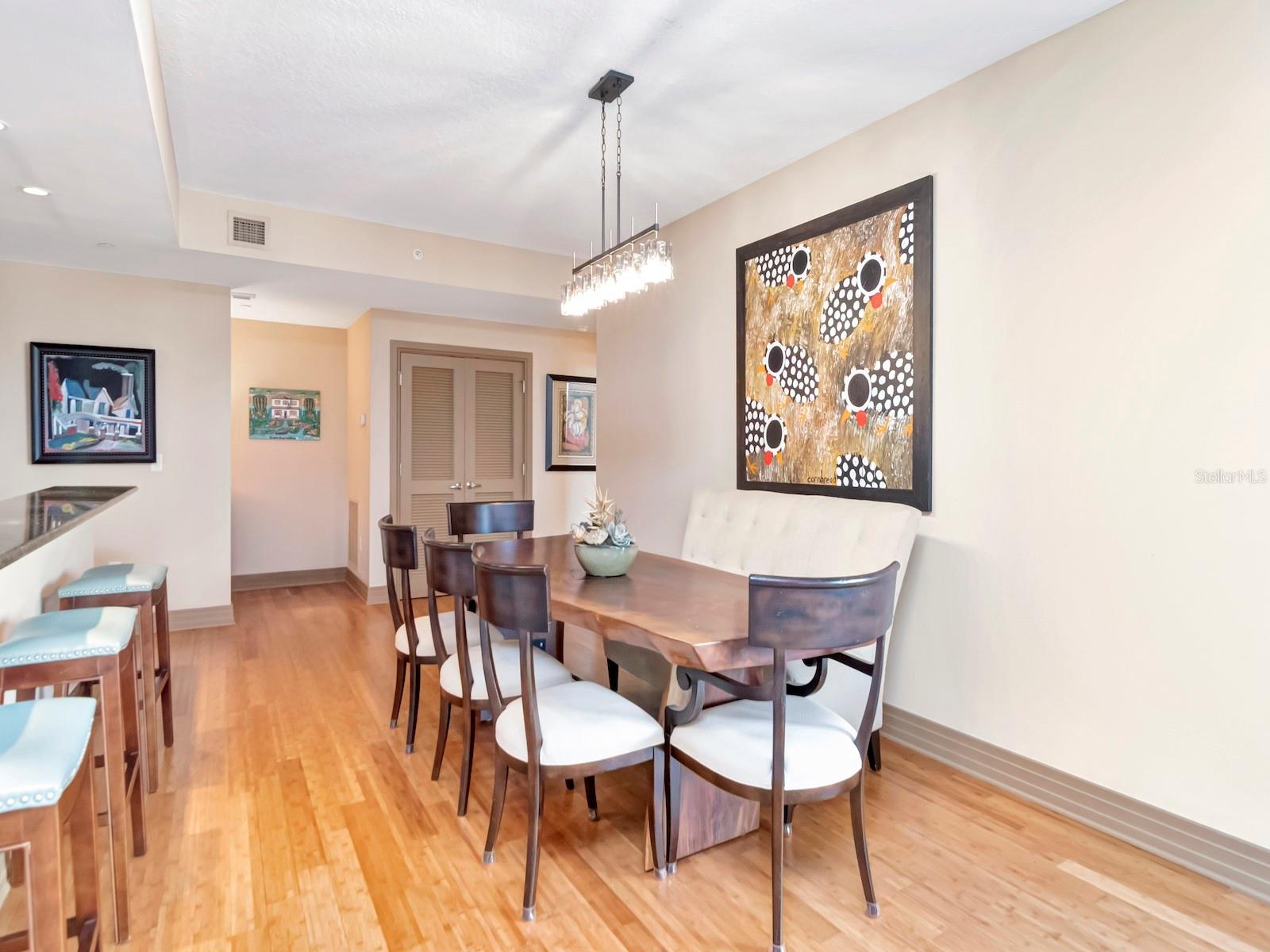 Image 10 of 48 For 1108 Franklin Street 605