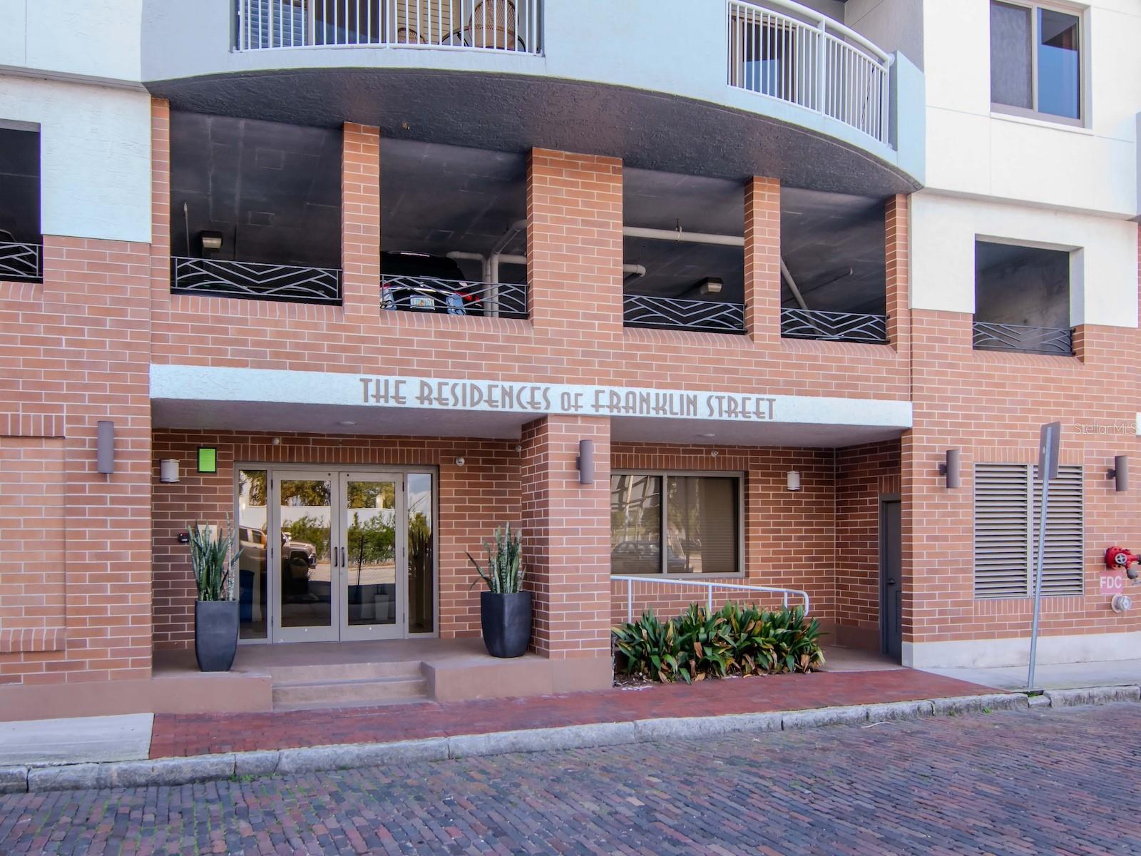 Image 2 of 48 For 1108 Franklin Street 605