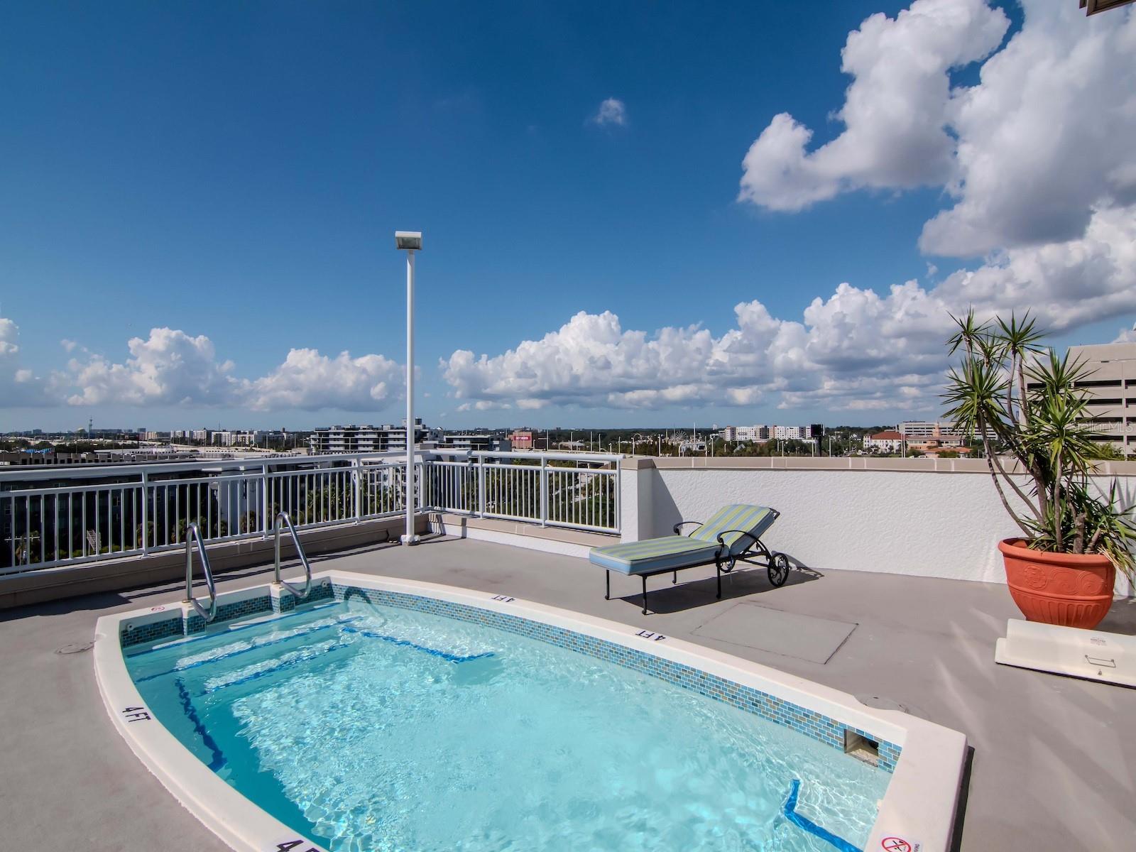 Image 33 of 48 For 1108 Franklin Street 605