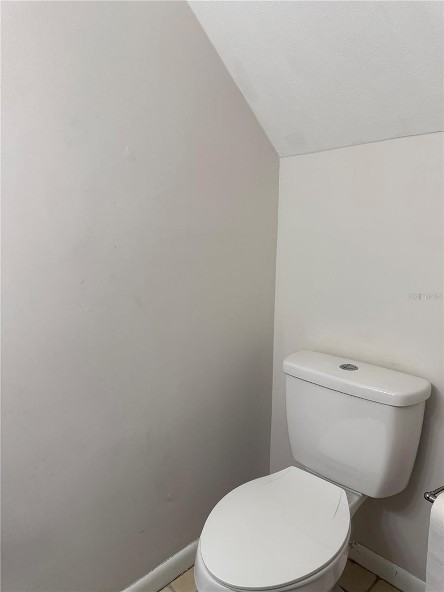 Image 12 of 49 For 1988 Georgia Circle S