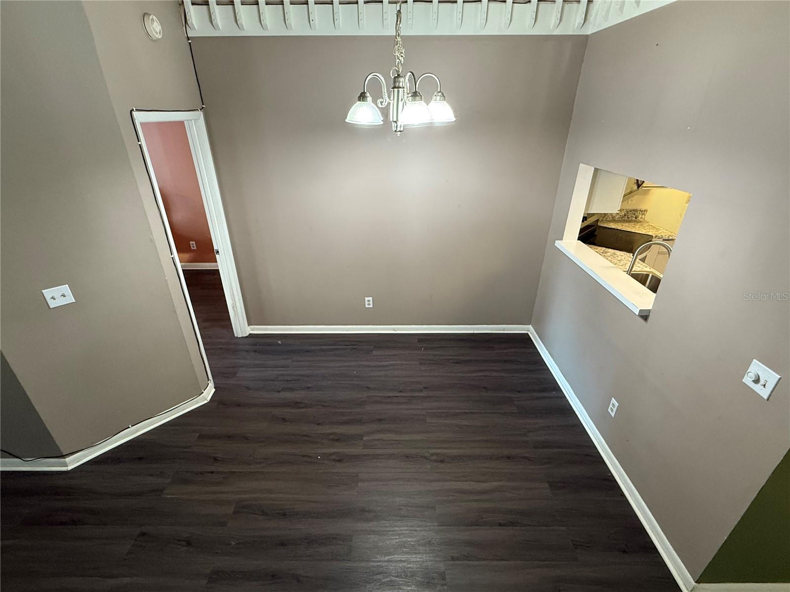 Image 19 of 49 For 1988 Georgia Circle S