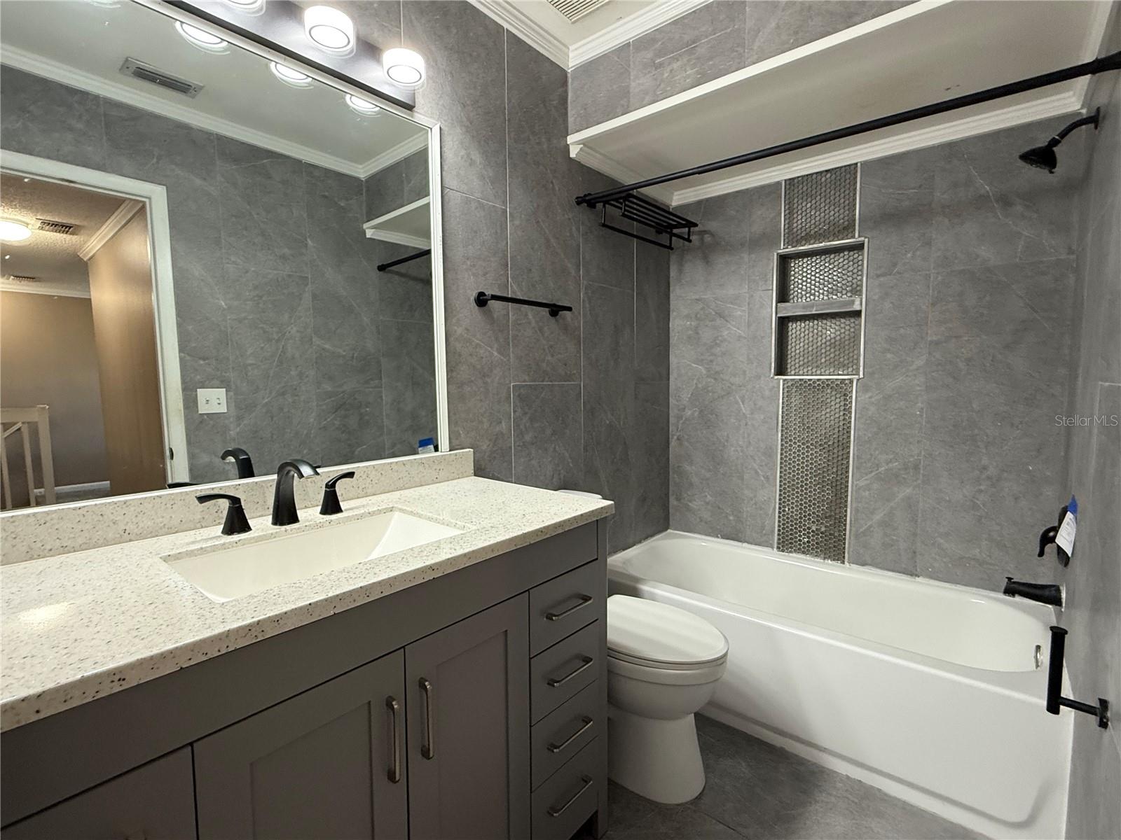 Image 25 of 49 For 1988 Georgia Circle S