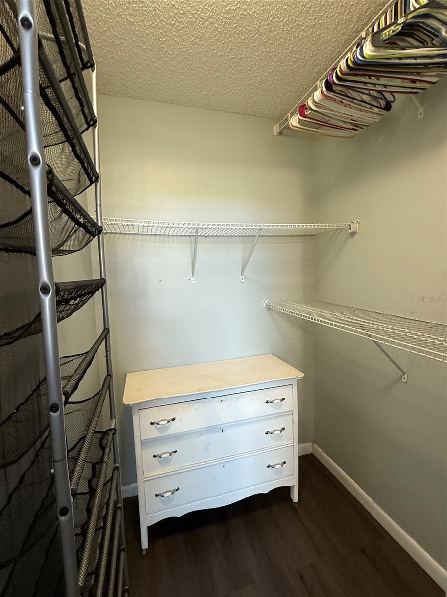 Image 37 of 49 For 1988 Georgia Circle S