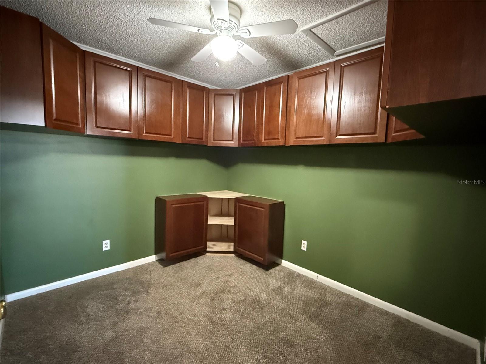 Image 41 of 49 For 1988 Georgia Circle S