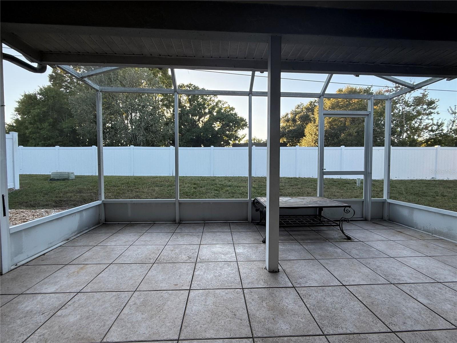 Image 48 of 49 For 1988 Georgia Circle S