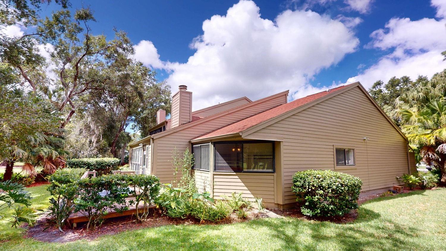 Image 58 of 70 For 10 Woodridge Circle