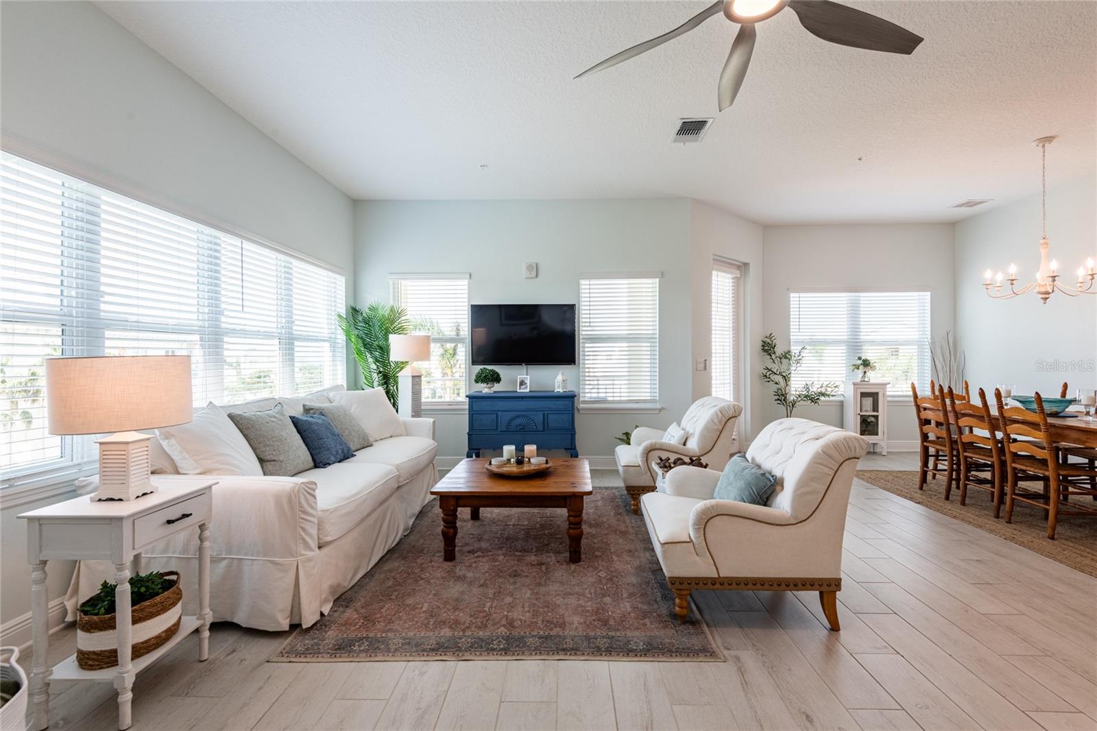 Image 16 of 82 For 7611 34th Avenue W 303