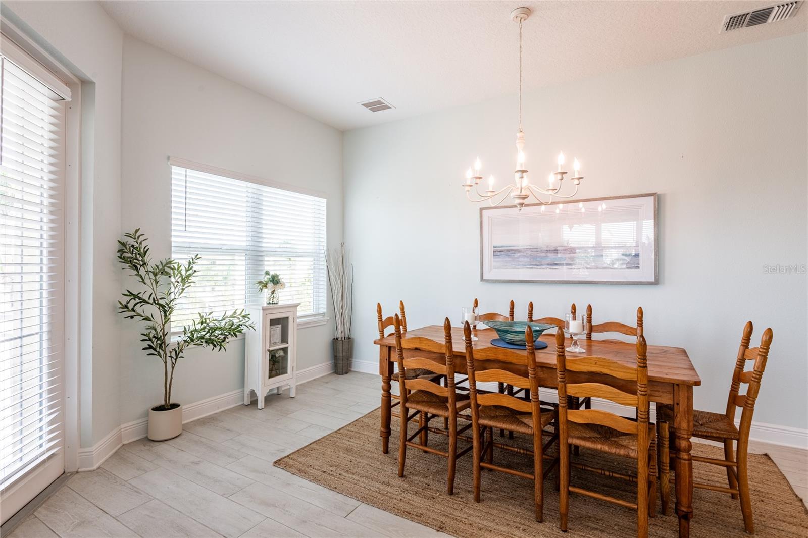 Image 19 of 82 For 7611 34th Avenue W 303