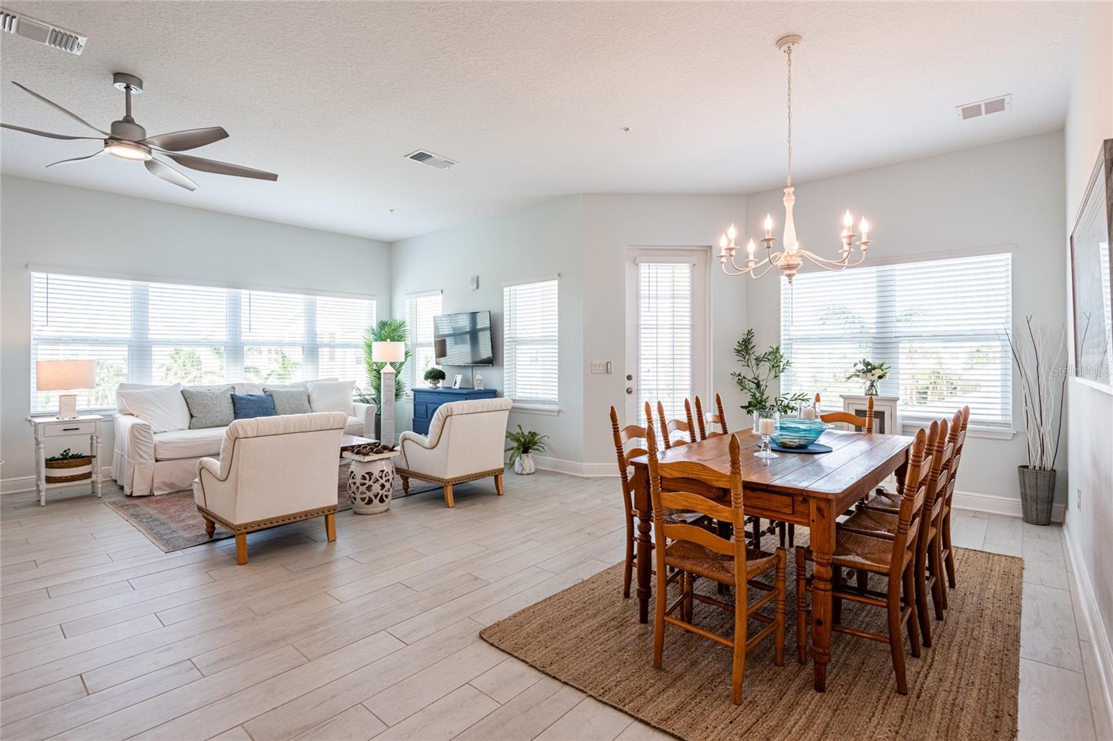 Image 21 of 82 For 7611 34th Avenue W 303