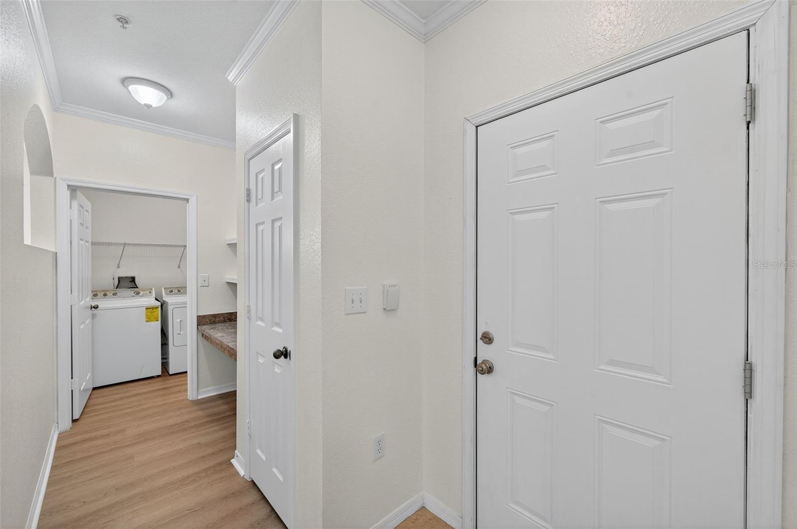 Image 24 of 63 For 10103 Courtney Oaks Circle 204