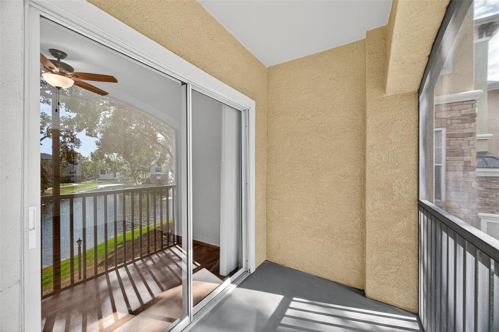 Image 27 of 63 For 10103 Courtney Oaks Circle 204