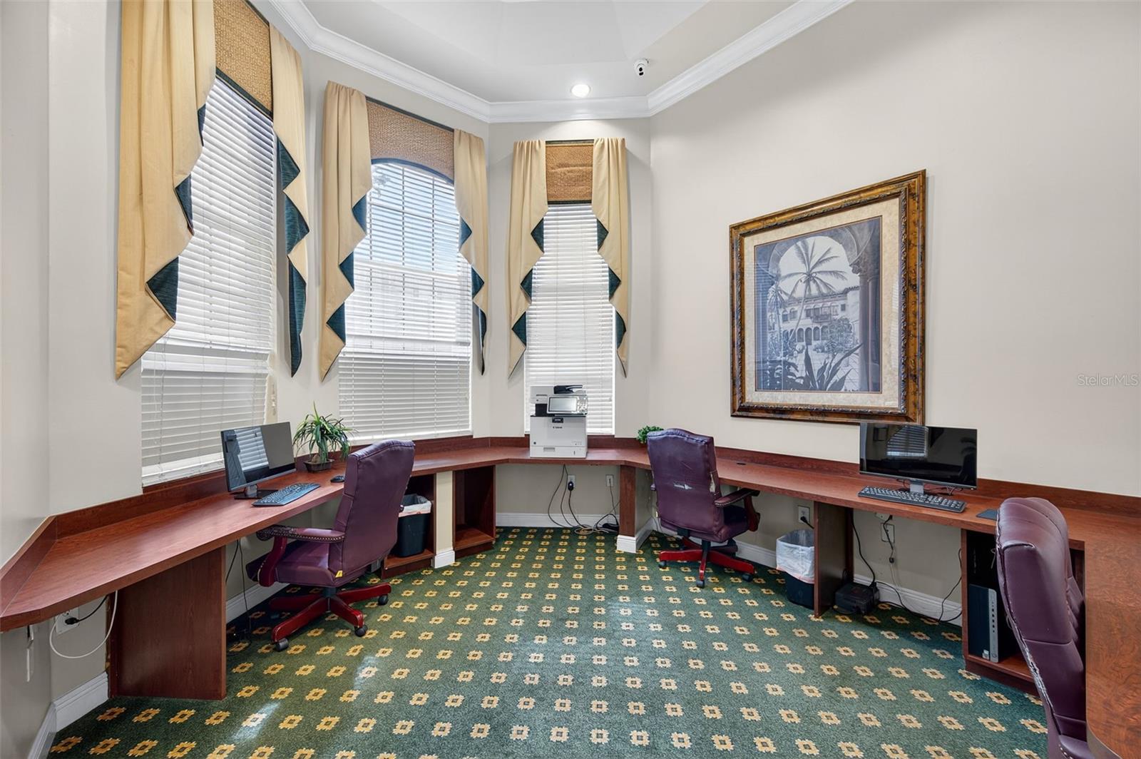 Image 34 of 63 For 10103 Courtney Oaks Circle 204