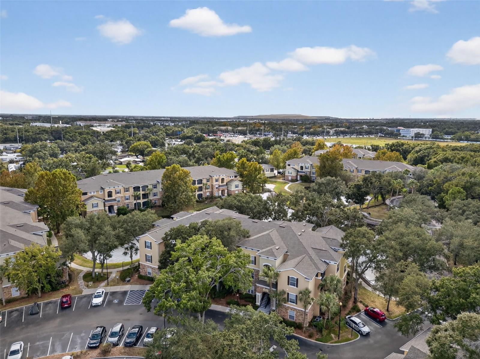 Image 51 of 63 For 10103 Courtney Oaks Circle 204