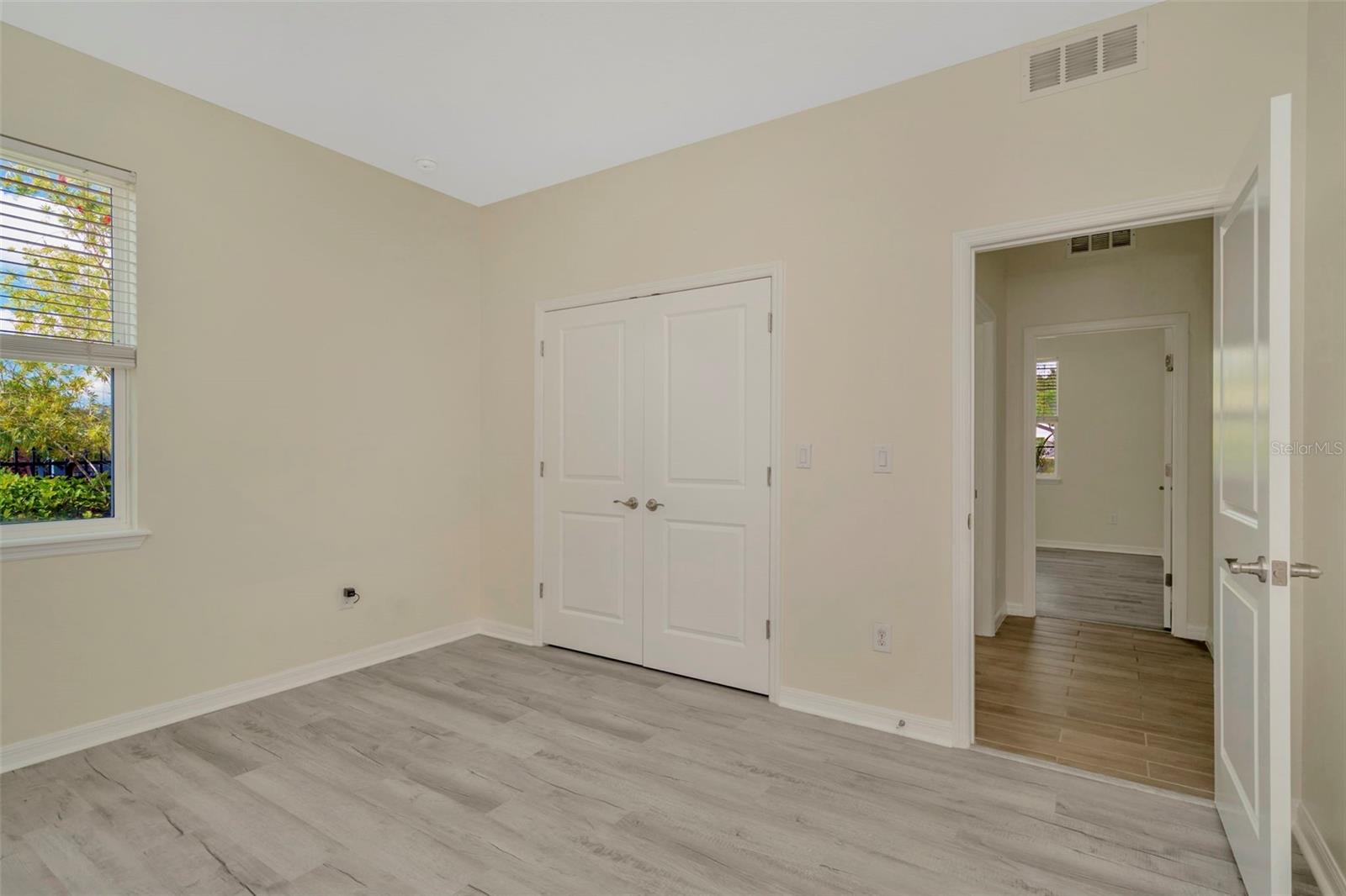 Image 13 of 41 For 12542 Candleberry Circle