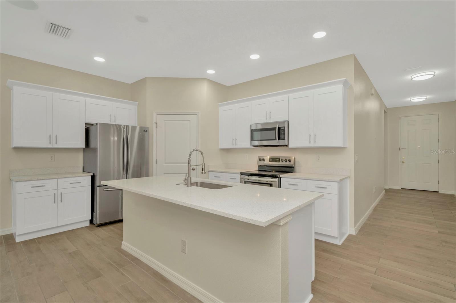 Image 17 of 41 For 12542 Candleberry Circle