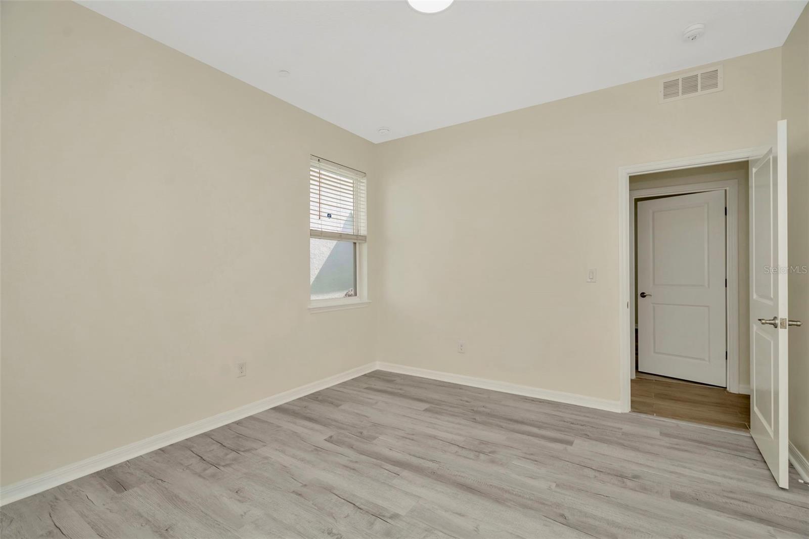 Image 28 of 41 For 12542 Candleberry Circle