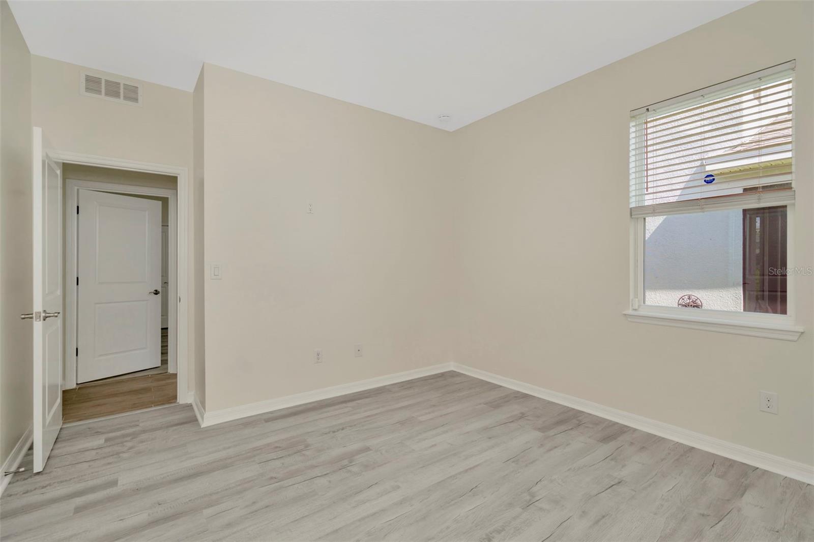 Image 31 of 41 For 12542 Candleberry Circle