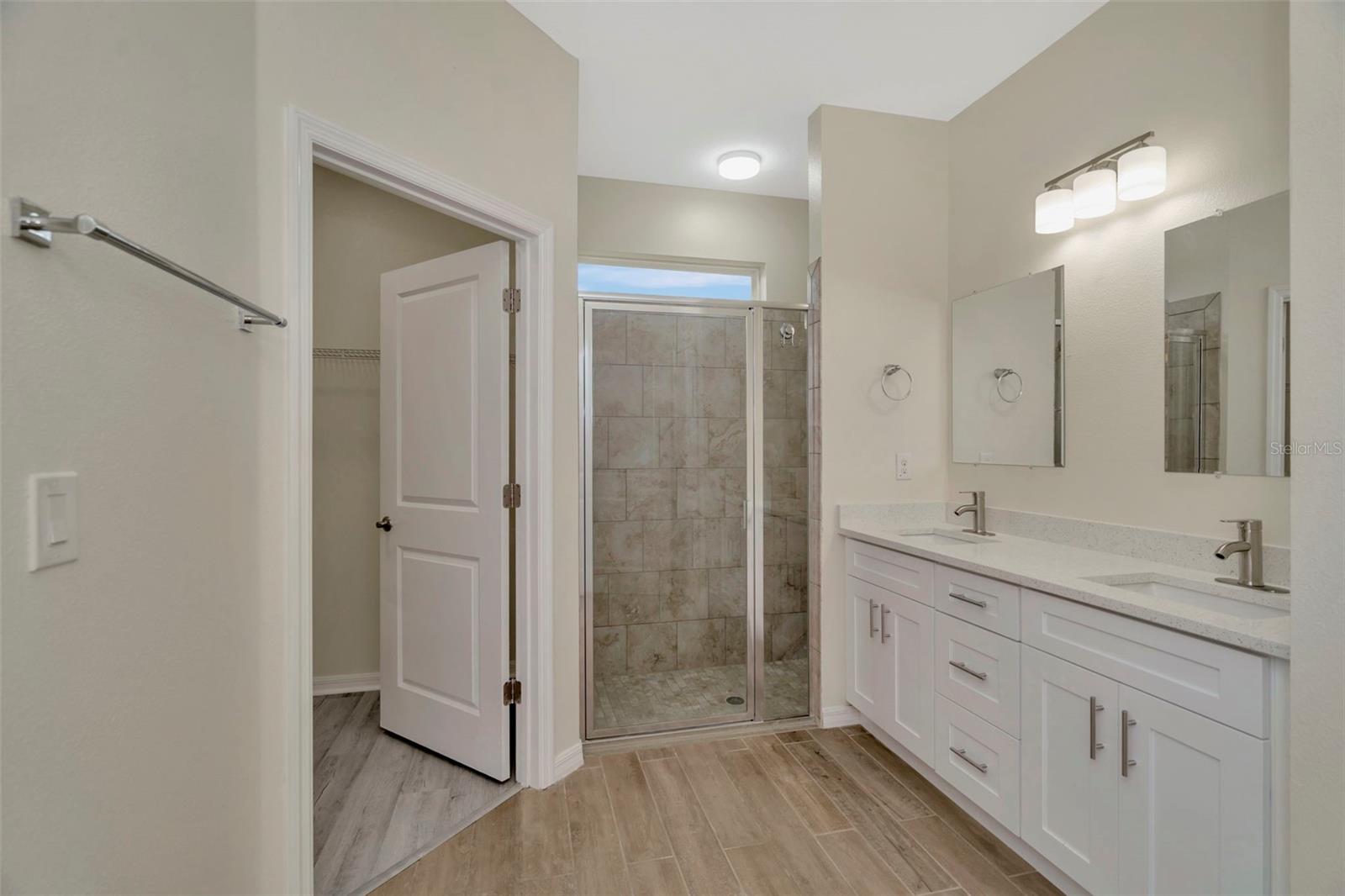 Image 37 of 41 For 12542 Candleberry Circle