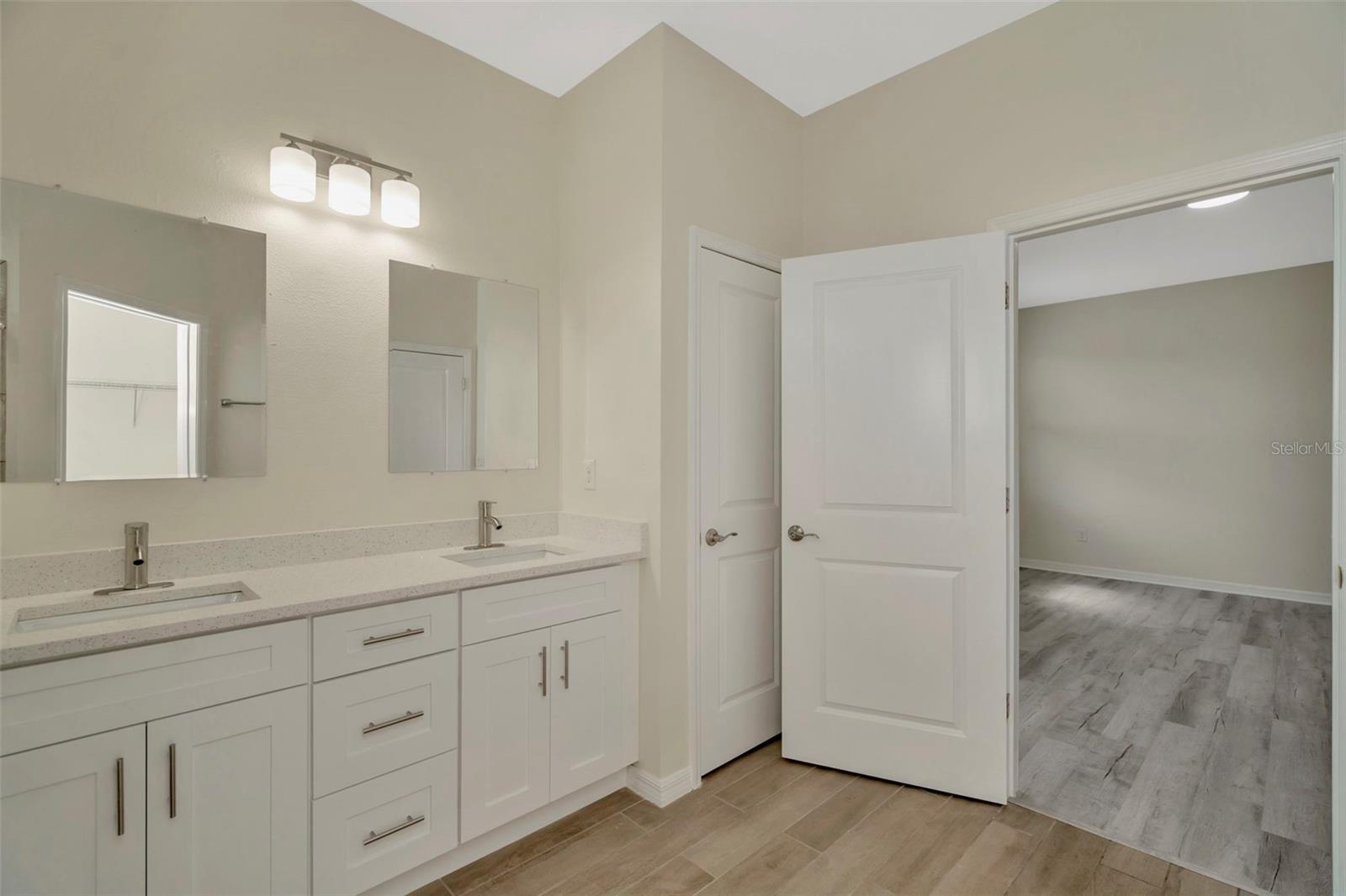 Image 39 of 41 For 12542 Candleberry Circle